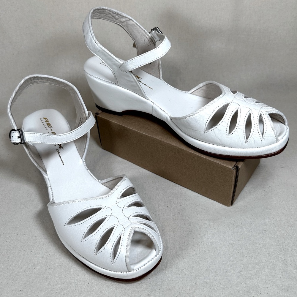 Re-mix Vogue white leather wedge platform sandals 9, 8.5, 39, 40